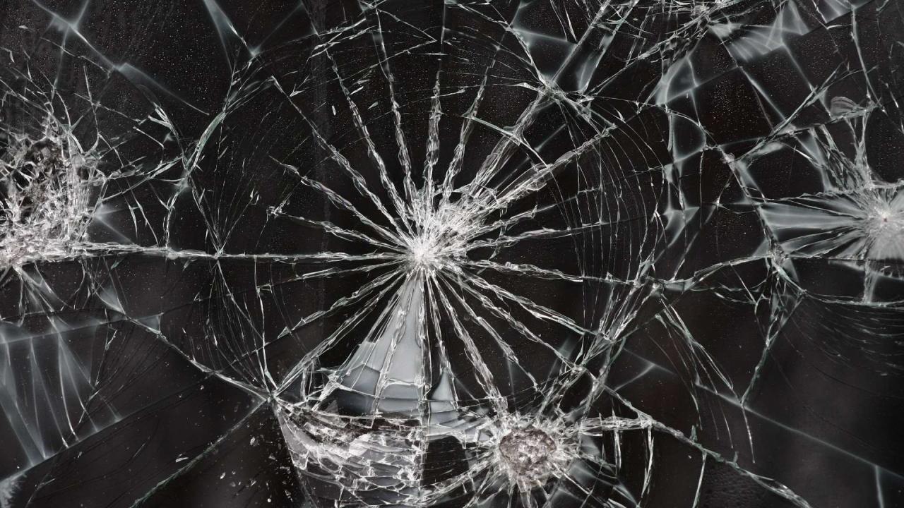 1920x1080 Cracked Screen Hd Wallpaper And Background Image